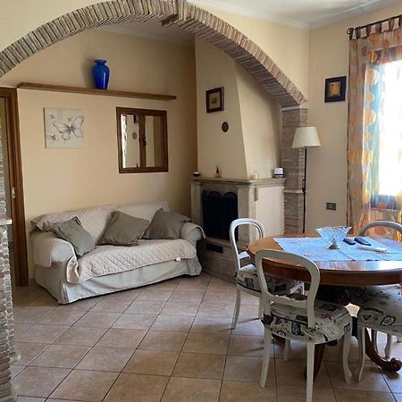 Casa Di Paola Mare Ardea Apartment ภายนอก รูปภาพ